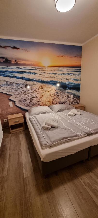 Appartamento Apartament Golden Kompas Niechorze Esterno foto
